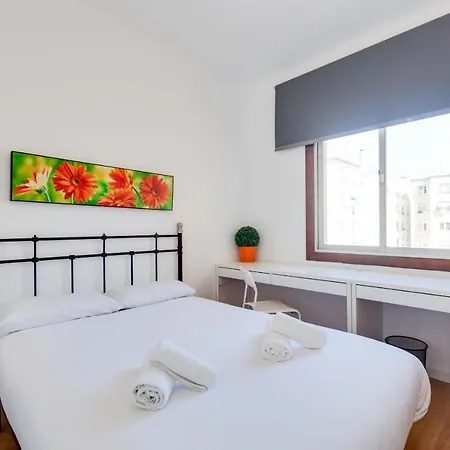 Sagrada Familia Lepant Apartment *